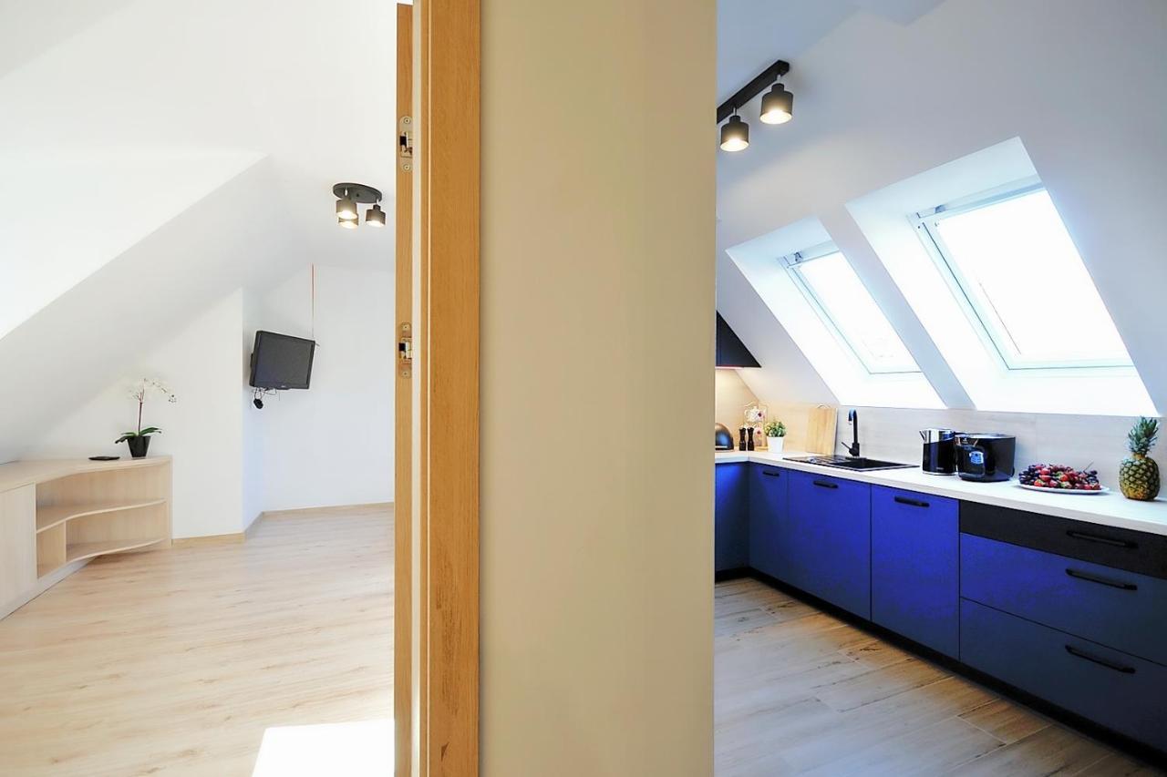 50 M Do Plazy Thobruk Apartamenty Piekna Dama Z Kolobrzegu Bagian luar foto